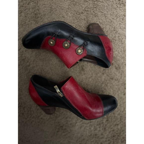 Women's L'Artiste Red Black Ankle Booties Size 7.5 - Picture 2 of 5